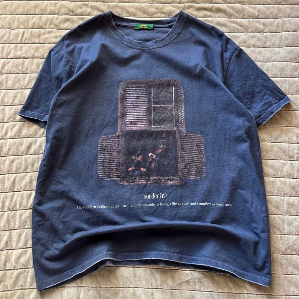 Collectif Humain "The Sonder Tee" Graphic Streetwear T-Shirt Size L. 2024